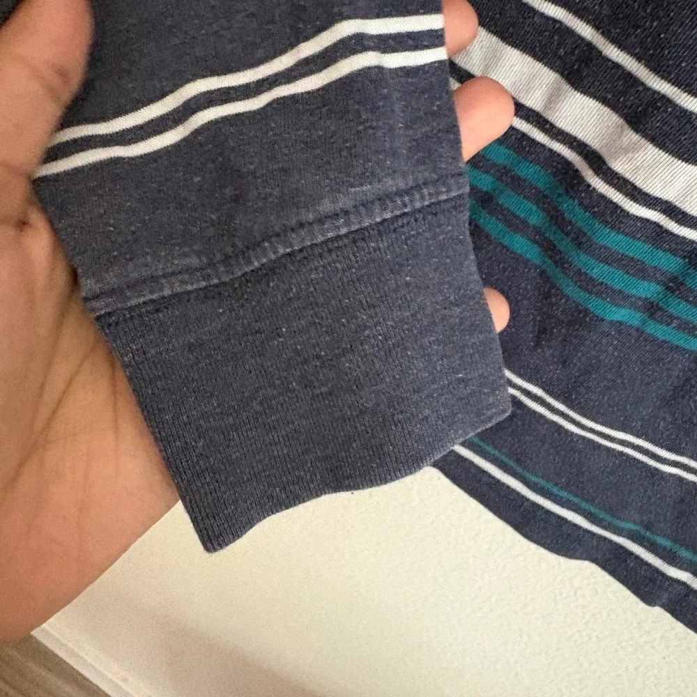 Cat & Jack Boys Navy Blue Teal Striped Long Sleeve Crew Neck Tee Size S 6/7